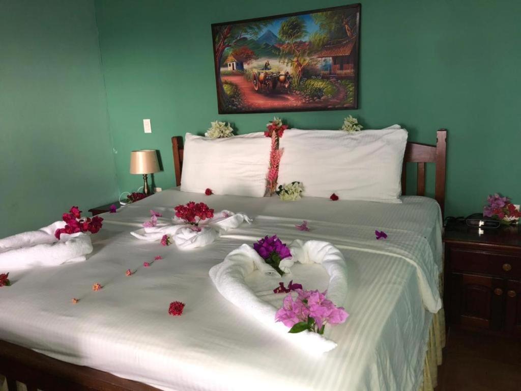 Hotel Casa Canada South End Екстериор снимка